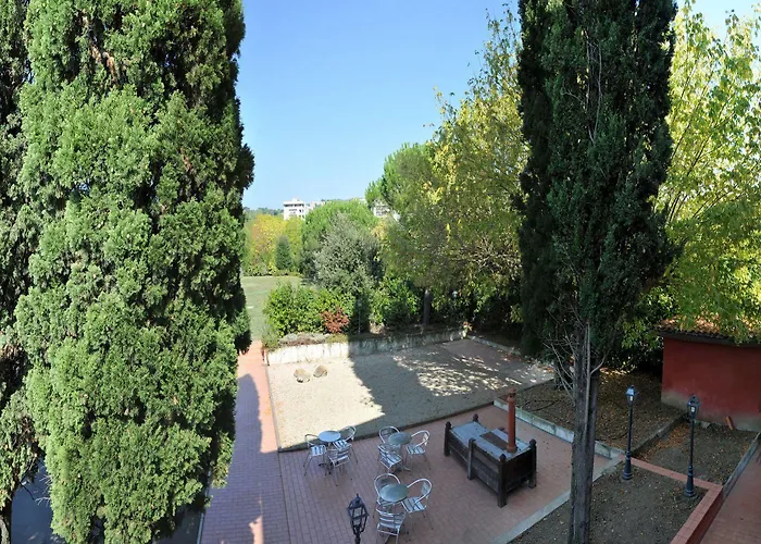 Domo Ξενοδοχείο 4*